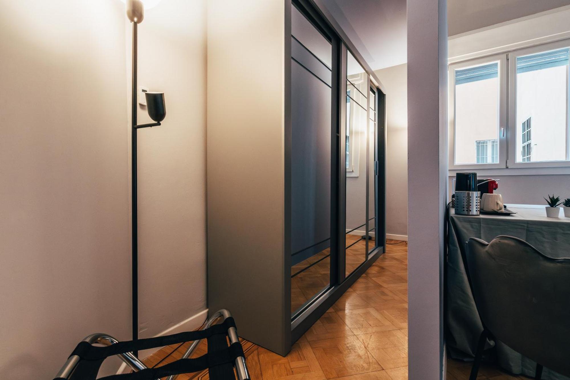 Bologna Suites - Private Bathroom Экстерьер фото